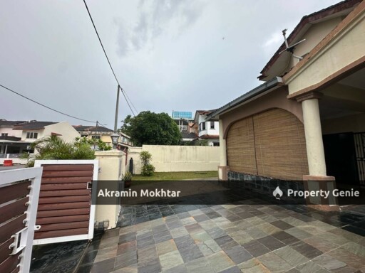 Freehold & FullyRenovated | Double Storey Semi D Taman Puncak Utama Kajang