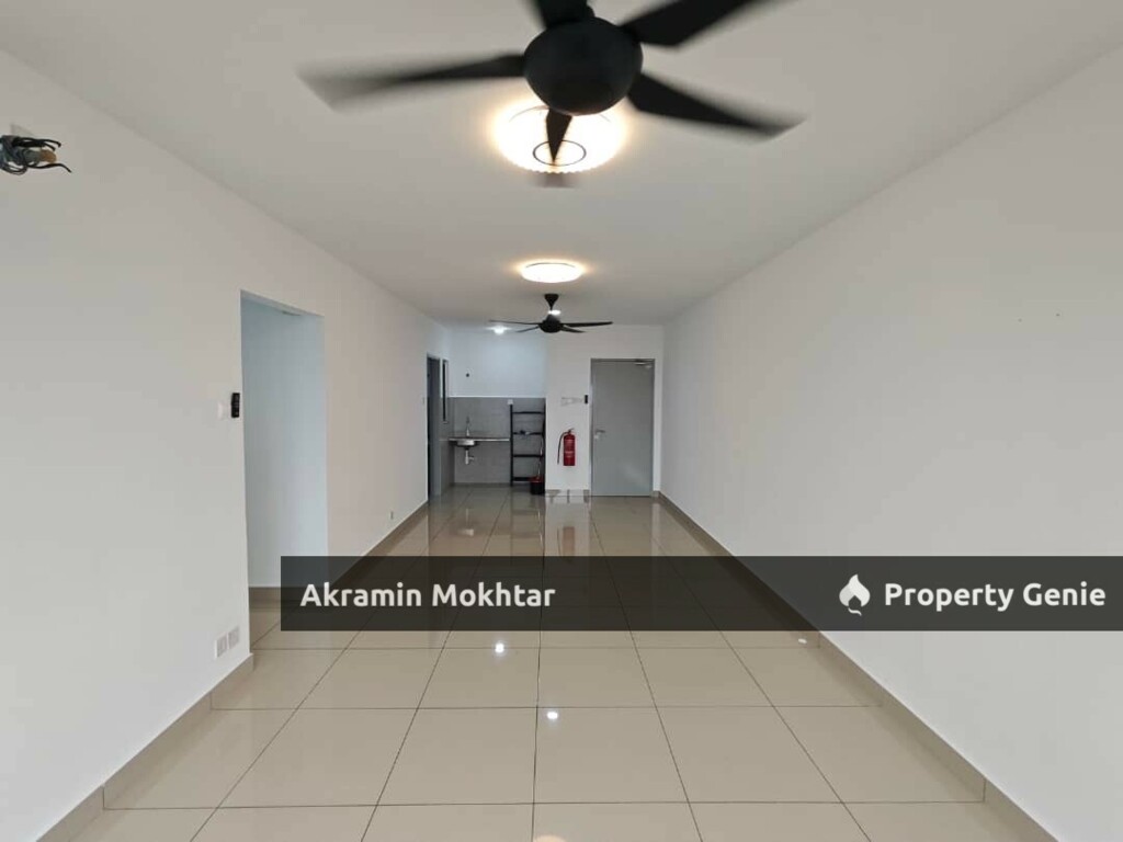 Freehold, Renovated & 2 Parking | Residensi Sutera 7, Kajang