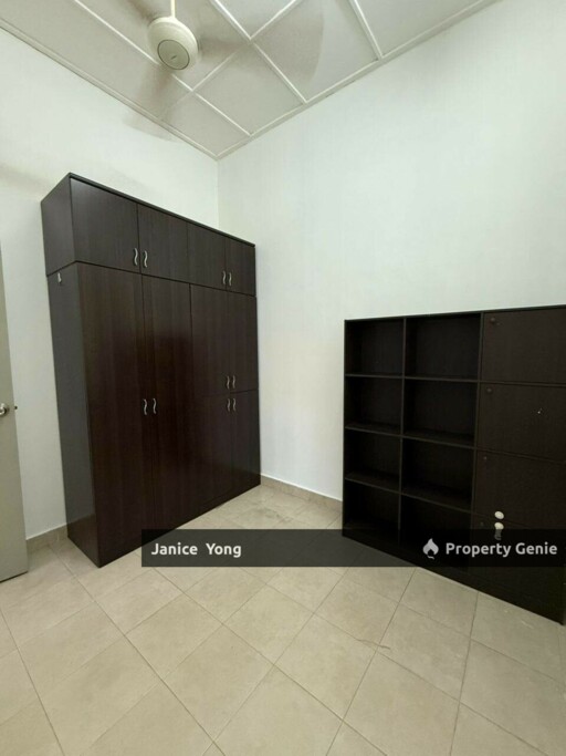 Taman Pelangi Indah Ulu Tiram Jalan Menawan