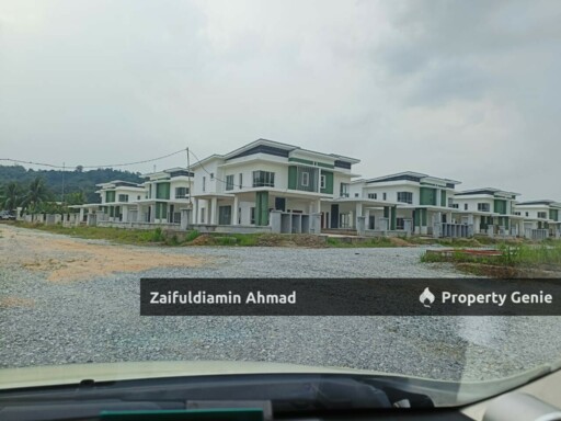 SemiD Taman Salak Mulia Spacious near KLIA