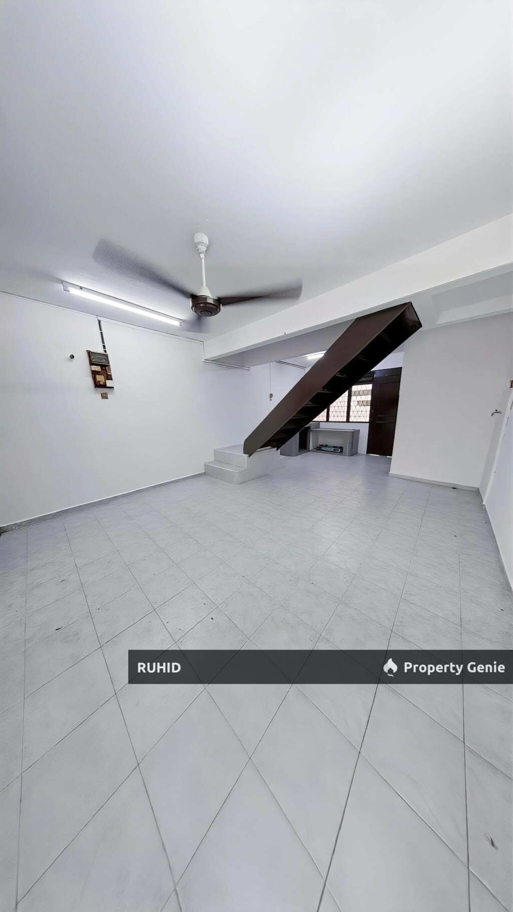 Easy access to EDL - Bandar Baru Permas Jaya double storey low cost house