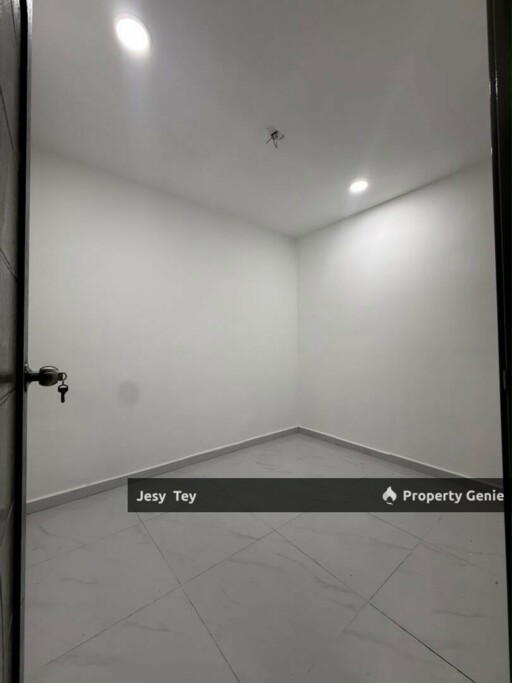 Kelapa Sawit Double Storey Fully Reno Sales