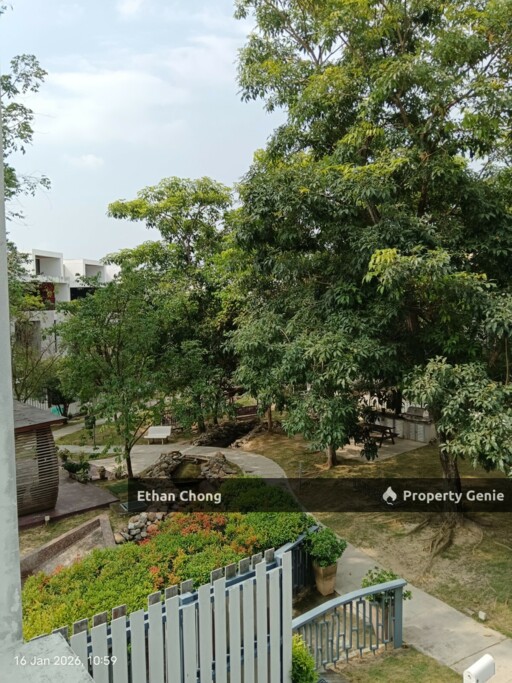 Partially Furnished 3 Storey Terrace House for Sale at Villa Senja, Rawang