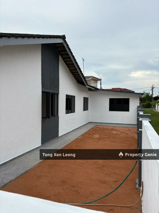 Taman Seaview, Ujong Pasir