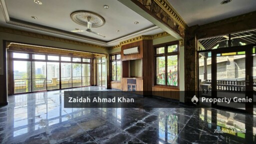 3 Storey Bungalow Ttdi Hill With Swimming Pool And Waterfall Features