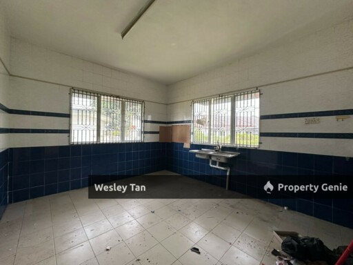 Kampung Lapan Double Storey Corner Terrace House For Sale – Huge Extra Side Land