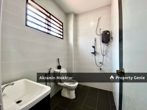Freehold, Partially Furnished & Renovated | Double Storey Bungalow Sg Merab Desa Villa Idaman, Bangi Kajang