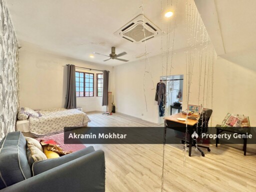 Freehold, End Lot & Renovated | Double Storey Terrace SS19, Subang Jaya