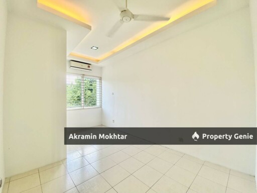 FREEHOLD & RENOVATED | Double Storey Terrace@Nadayu 92, Kajang