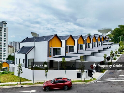 3 STOREY SUPERLINK HOUSE EAST 57, RESIDENSI LAMAN TIMUR DESA MELAWATI, KL