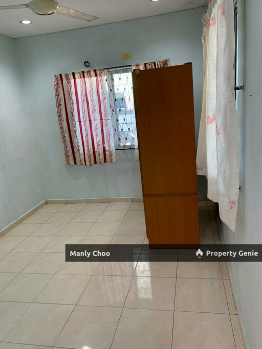 FREEHOLD Single Storey Terrace Seri Krubong nr Cheng Taman Merdeka