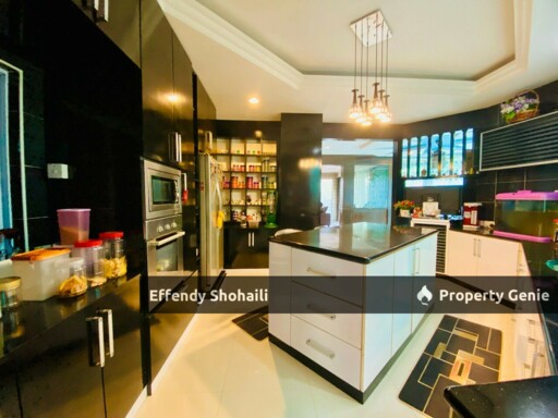 LAMAN OAKLEAF AMPANG CORNER SUPERLINK