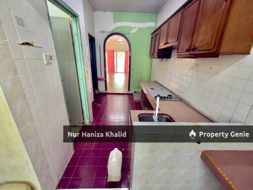 Double Storey, Taman Sri Muda, Seksyen 25 Shah Alam Selangor