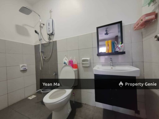 2 Storey Terrace Sari Alamanda Sungai Choh Rawang Renovation Unit For Sale