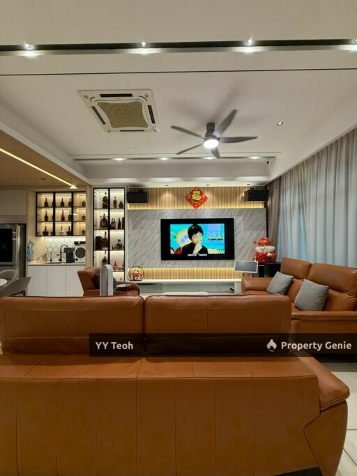 8 Residence 2.5 Storey Superlink