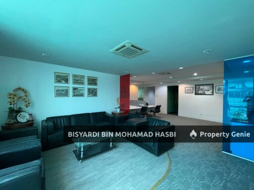 CORNER LOT 3 STOREY SEMI DETACHED FACTORY WAREHOUSE, BUKIT JELUTONG INDUSTRIAL PARK, SEKSYEN U8 SHAH ALAM.