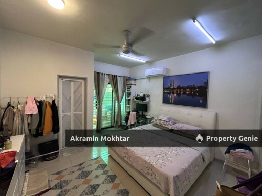 Freehold, Ground Floor, Renovated & Partially Furnished | Townhouse 1.5 Storey Park Villa Bandar Bukit Puchong 2, Puchong Selangor.