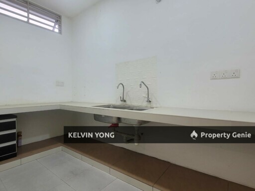 Saron 1 - Partial Furnished 2-Storey Terraced For Sale near Setia City Mall