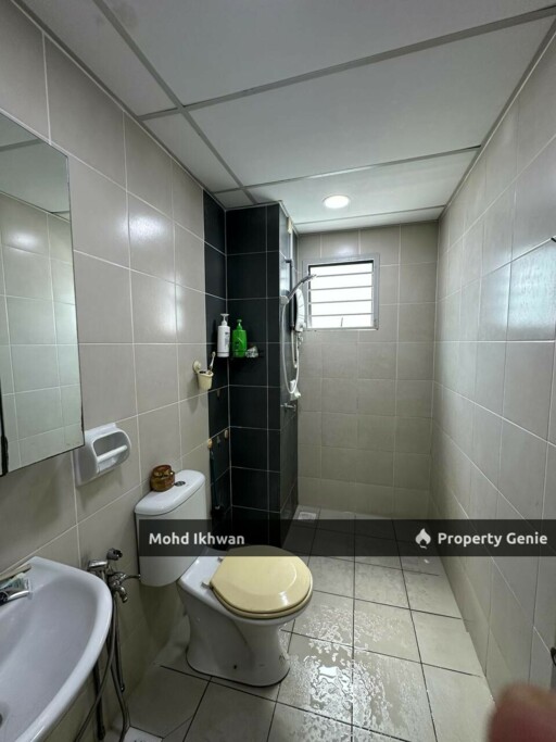 Seruling Apartment with 3 Aircond