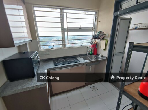 Calisa Residence Rent, Partially Furnished 3 Rooms, Taman Mas Puchong