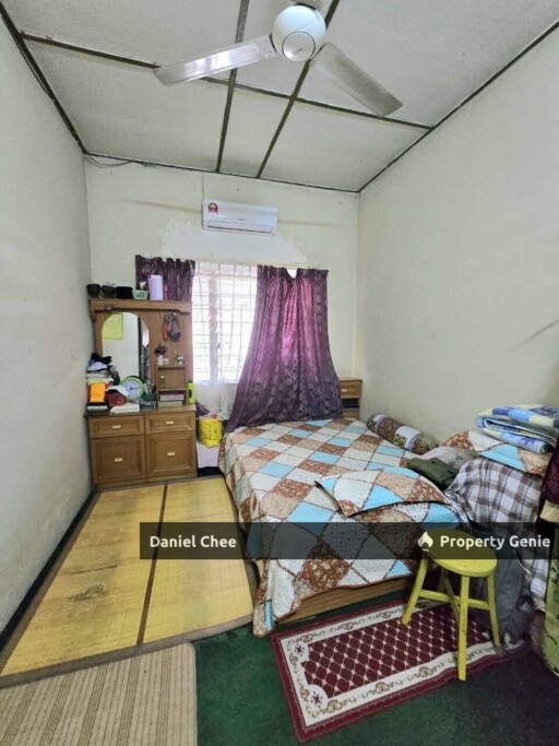 Bercham.Hot Area Single Storey Terrance House For Sale