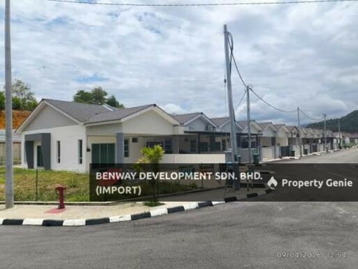 BUKIT TUNKU F3