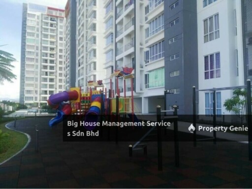 7 Tree Seven Residence