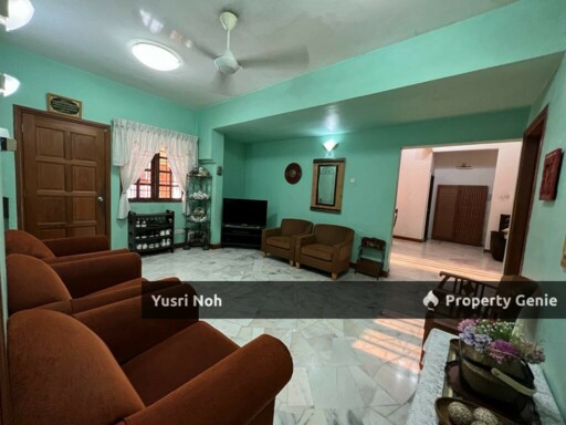 Cornerlot 1.5 Storey USJ 3 Subang Jaya - Huge Land