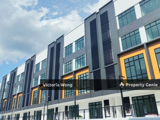 Taman Pelangi Avenue 4 Storey Shop