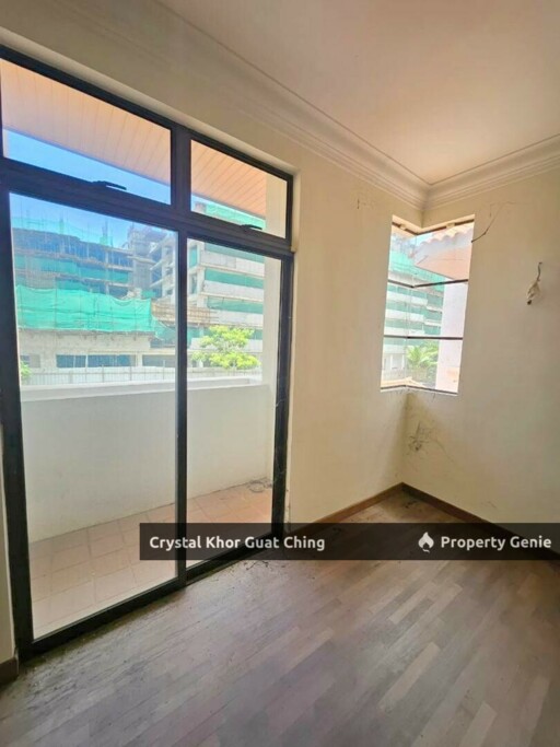 3 Storey Bungalow at D'Residence, Near Queensbay