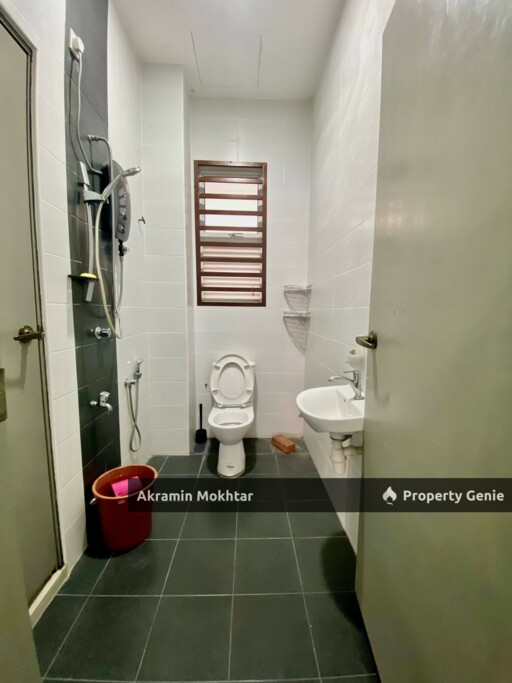 Freehold, Malay Reserved & Partially Furnished | Double Storey Bungalow Sg Merab Desa Villa Idaman, Bangi Kajang