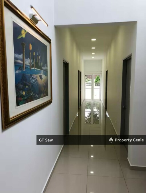 Cheras F/Furnished 2 Storey Corner House, En Suite Bathrooms For Sale