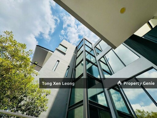 3.5 Storey Luxury Bungalow For Sale @ Ozana Villa