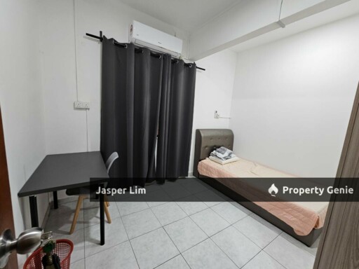 Taman Yun Hwa (Room)