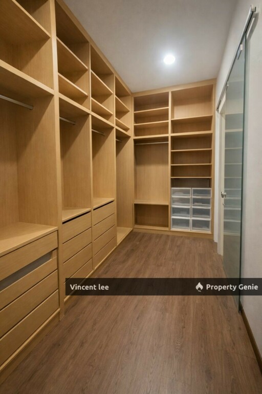 Taman Bukit Serdang , Serdang, Seri Kembangan, 2 Storey Semi-D, Freehold, Renovated Condition