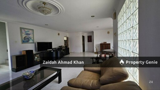 3 Storey Bungalow With Huge Garden Security Good Location Cul De Sac Surrounded with Elite Bungalow For Sale Taman Desa Kuala Lumpur