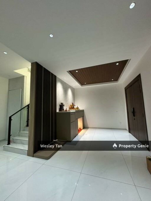 Kampung 7 2 Storey Bungalow Freehold 4,522sf Partly Furnished & Fitted