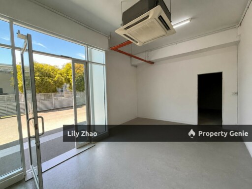 Warehouse / Showroom cum office for Rent, Semi D, BU 4,069 sqft, LA 8,803 sqft, E33 Likas, Kota Kinabalu