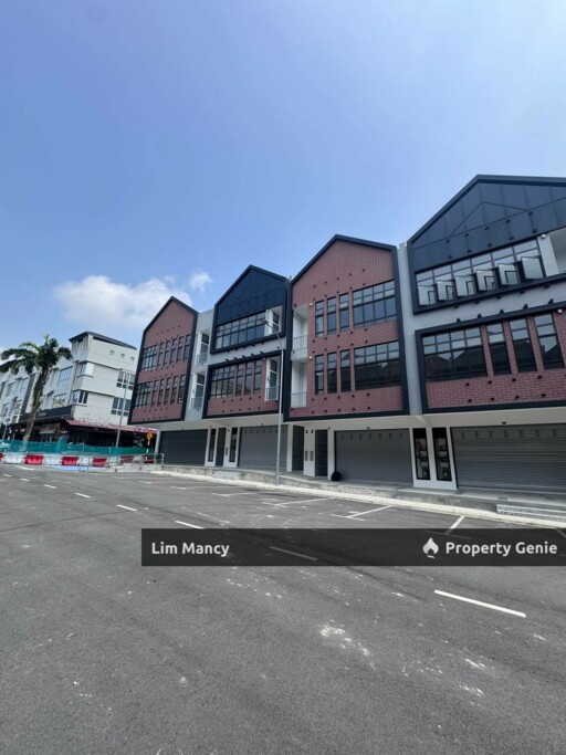 Sutera Square @Taman Sutera Utama Three Storey Shoplot Close to Sutera Mall