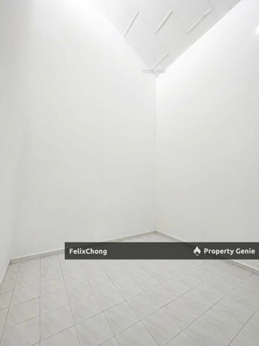 Taman Sri Kluang 1 Sty Terrace,Kluag,Johor Bahru,Renovated,Bumi Lot