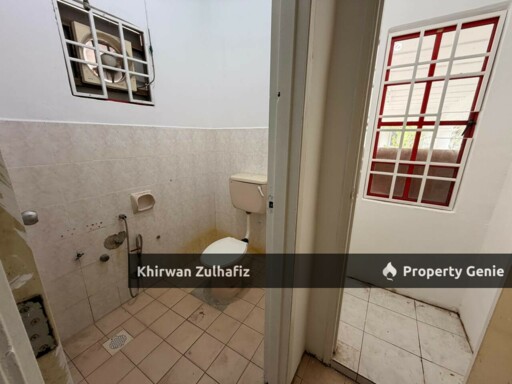 Jalan Semarak Bandar Utama Batang Kali Semi D 2-Storey For Sale