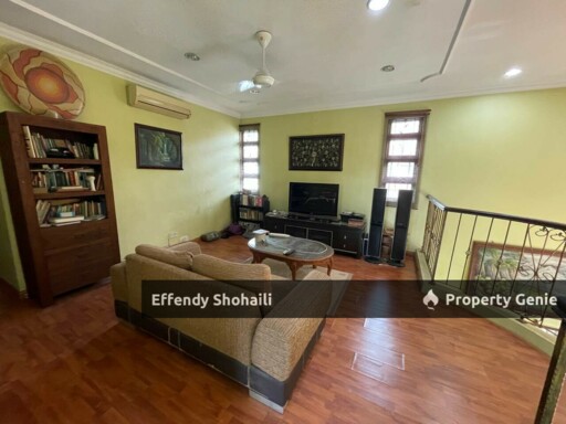 SEKSYEN 8 SHAH ALAM BANGLO