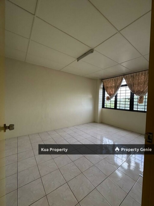 For Sale 3rd Floor Shophouse / Apartment @ MJC, Batu Kawa