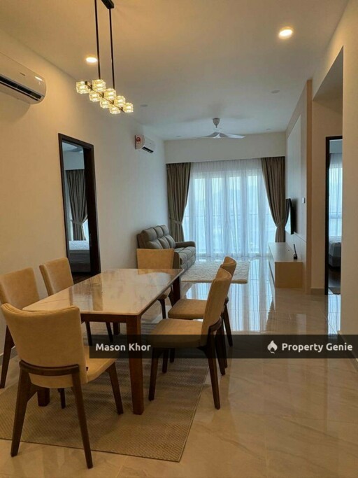 CODRINGTON RESIDENCE MIDDLE FLOOR SEAVIEW 1407sf FULLY RENO & FURNISHED GEORGETOWN