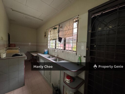 CORNER Double Storey Terrace Taman Ria Batu Berendam Nr Melaka Baru