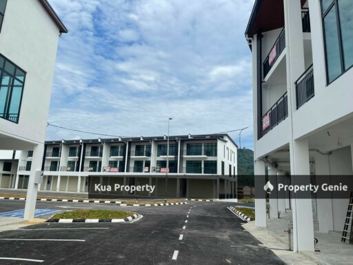SERIAN 75 Brand NEW Shophouses For Sale!