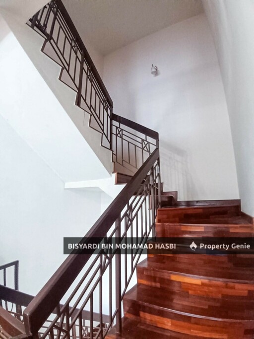 Renovated Corner Lot 2.5 Storey Superlink at Precint 16, Putrajaya