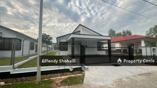 MAHKOTA HILLS LENGGENG BUNGALOW