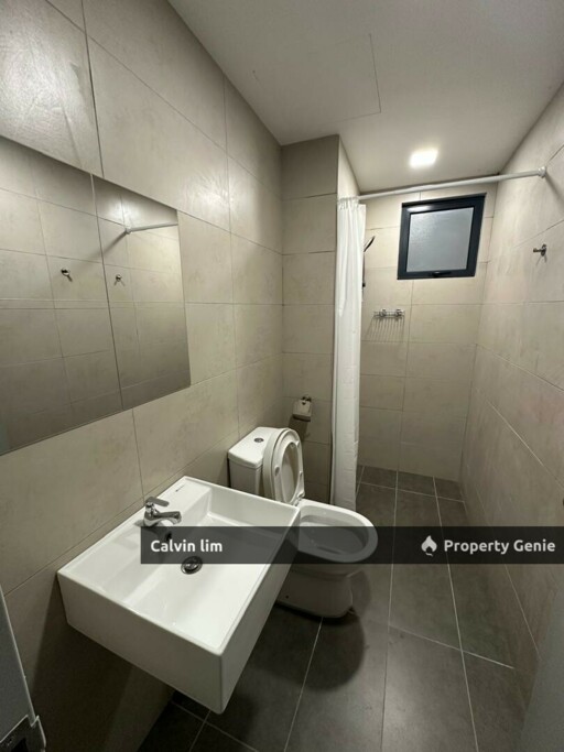 M LUNA KEPONG METROPOLITAN