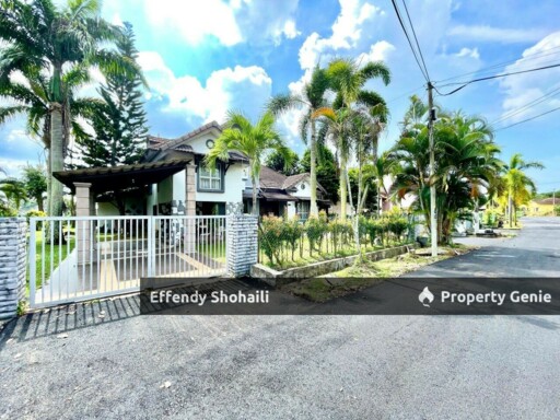 PANTAI SEPANG PUTRA BUNGALOW